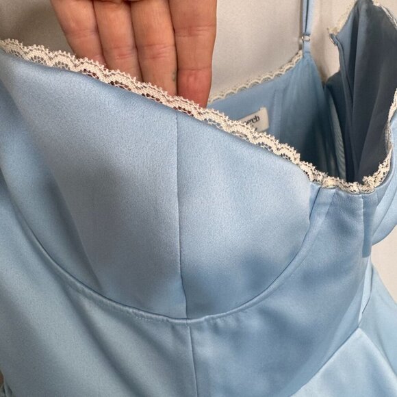 Elegant Blue Spaghetti Strap Dress - Picture 5 of 12